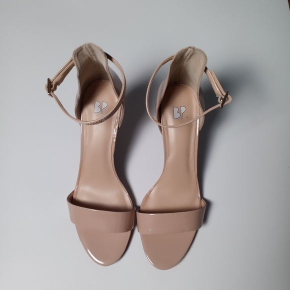 BP Luminate Ankle Strap Sandal - Picture 6 of 6